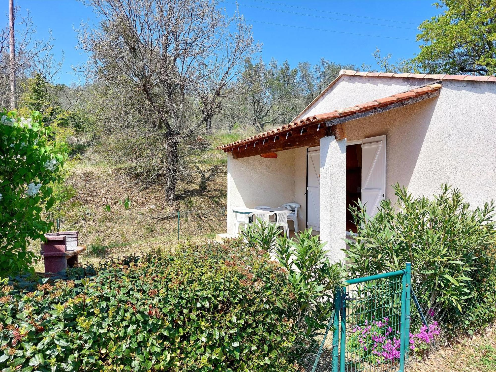 Village De Gites La Fontinelle Bessas Exterior foto